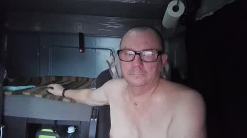 Snapshot of komputer123456789 chatting on December 14, 2:11 pm Bogdan online show from December 14, 2:11 pm