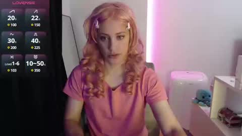 Snapshot of koneko_nya chatting on December 30, 6:49 pm  Riley  online show from December 30, 6:49 pm