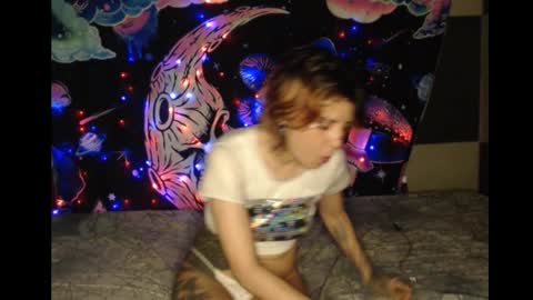 Snapshot of konekokawai chatting on October 29, 2:58 am konekokawai online show from October 29, 2:58 am