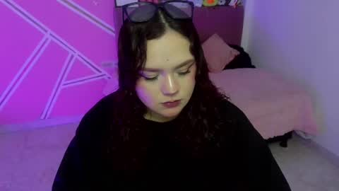 camila online show from May 16, 5:37 am