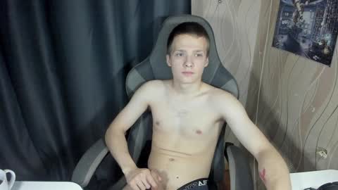 Snapshot of konnor_deviant chatting on December 9, 12:12 am konnor_deviant online show from December 9, 12:12 am