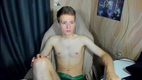 Snapshot of konnor_deviant chatting on October 12, 11:26 pm konnor_deviant online show from October 12, 11:26 pm