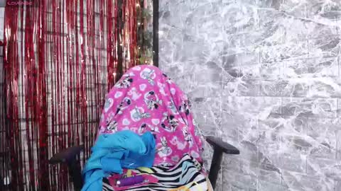 Snapshot of kony_lan chatting on December 22, 12:57 pm KONY LAN online show from December 22, 12:57 pm