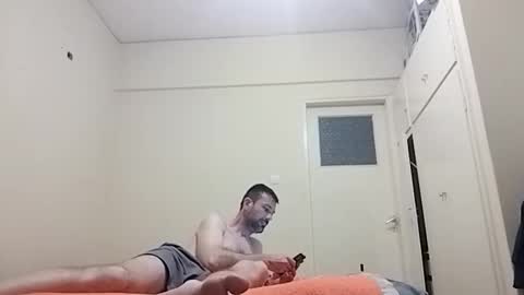 kopepe251664 online show from April 26, 7:00 pm