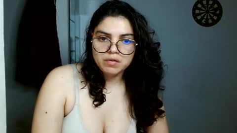 Karoll online show from June 11, 2:11 am