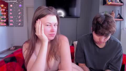 Snapshot of kortney_williams chatting on February 27, 5:02 pm Twiix online show from February 27, 5:02 pm