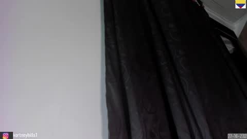 Snapshot of kortneyhills chatting on October 28, 1:53 am Kortneyhills - Aries online show from October 28, 1:53 am