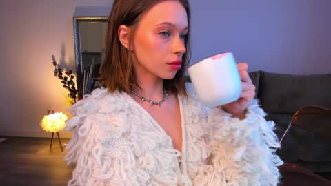 Snapshot of kossie_ chatting on February 1, 12:37 pm kossie_ online show from February 1, 12:37 pm