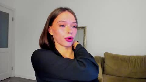 Snapshot of kossie_ chatting on November 4, 9:58 pm kossie_ online show from November 4, 9:58 pm