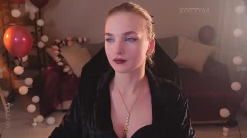 Snapshot of kottyaa_ch chatting on November 27, 3:36 pm Kottyaa cb FOLLOWING online show from November 27, 3:36 pm