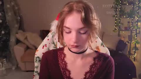 Snapshot of kottyaa_ch chatting on January 6, 6:33 pm Kottyaa cb FOLLOWING online show from January 6, 6:33 pm