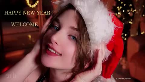 Snapshot of kottyaa_ch chatting on January 7, 7:27 pm Kottyaa cb FOLLOWING online show from January 7, 7:27 pm