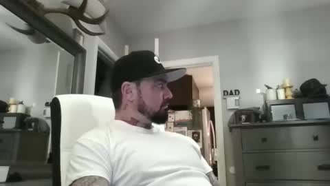 Snapshot of koululier23 chatting on October 14, 2:34 am koululier23 online show from October 14, 2:34 am