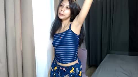Snapshot of kourtneyluv_ chatting on December 27, 7:18 am kourtneyluv online show from December 27, 7:18 am