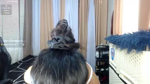 kourtneyluv online show from January 14, 4:07 am