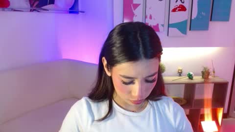 Elizabeth online show from March 12, 12:11 pm