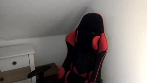 Snapshot of kozik1992 chatting on January 6, 6:41 pm Bartek online show from January 6, 6:41 pm