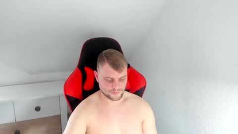 Snapshot of kozik1992 chatting on January 21, 2:15 pm Bartek online show from January 21, 2:15 pm