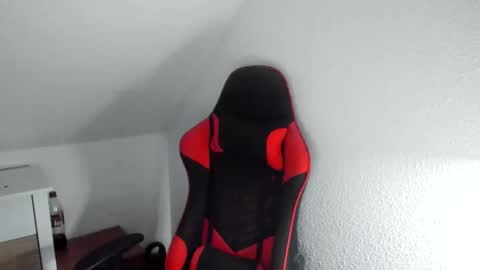 Snapshot of kozik1992 chatting on October 20, 5:52 am Bartek online show from October 20, 5:52 am