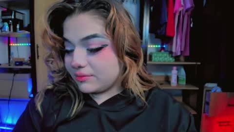 Khloe online show from January 7, 3:31 am