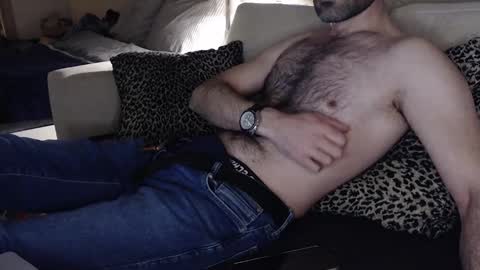 Mert online show from February 14, 9:53 pm