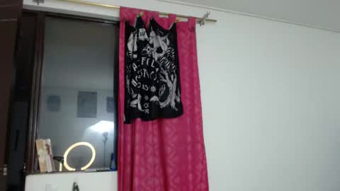 kratos_and_afrodita online show from December 18, 12:27 am