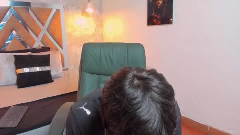 Snapshot of kraven_lust chatting on October 5, 3:16 am Kraven online show from October 5, 3:16 am