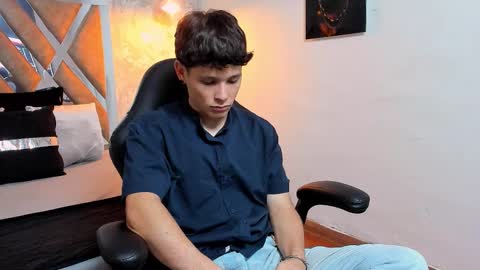 Snapshot of kraven_lust chatting on October 17, 3:20 am Kraven online show from October 17, 3:20 am