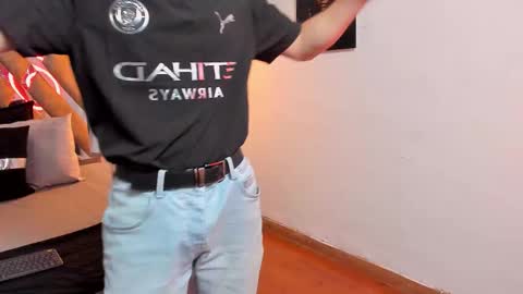 Snapshot of kraven_lust chatting on October 22, 3:07 am Kraven online show from October 22, 3:07 am