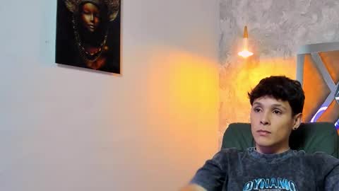 Snapshot of kraven_lust chatting on November 18, 3:01 am Kraven online show from November 18, 3:01 am