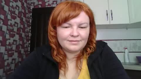 Snapshot of krisryxoniks chatting on May 5, 8:00 am KrisryxONiks online show from May 5, 8:00 am