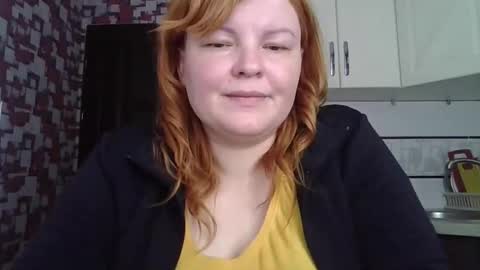 Snapshot of krisryxoniks chatting on May 15, 6:31 am KrisryxONiks online show from May 15, 6:31 am
