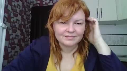 Snapshot of krisryxoniks chatting on May 16, 4:42 am KrisryxONiks online show from May 16, 4:42 am