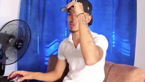 Kriss online show from September 28, 7:19 pm