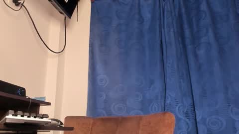 Kriss online show from March 12, 4:18 am