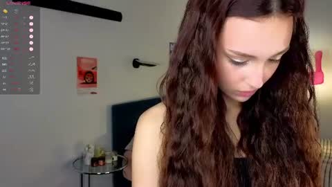 Kriss online show from June 18, 5:39 pm