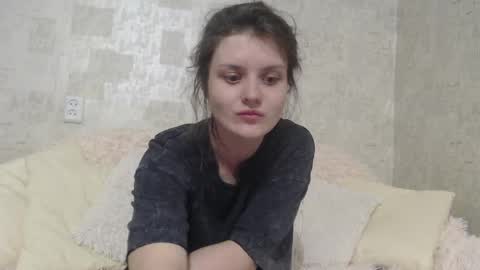 Snapshot of krissvoss chatting on May 13, 8:27 pm krissvoss online show from May 13, 8:27 pm