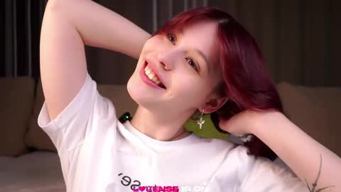 Sarah online show from May 19, 1:11 am