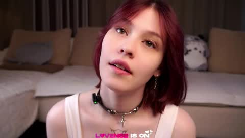 Sarah online show from June 1, 1:07 am