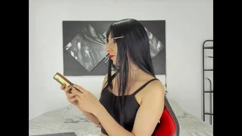 Snapshot of krissyyts chatting on December 15, 3:42 pm Andrea online show from December 15, 3:42 pm