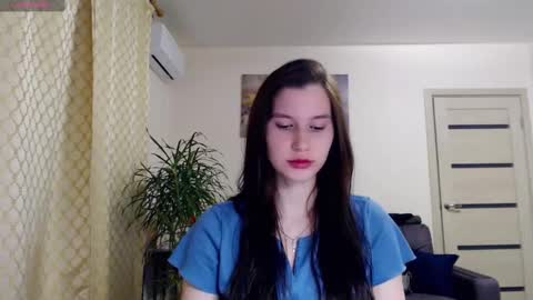 Snapshot of kristal89 chatting on February 22, 11:57 pm kristal89 online show from February 22, 11:57 pm