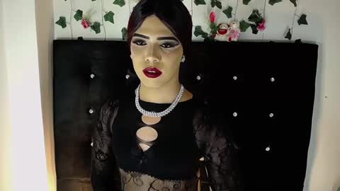 kristal_queen01 online show from March 16, 1:33 am
