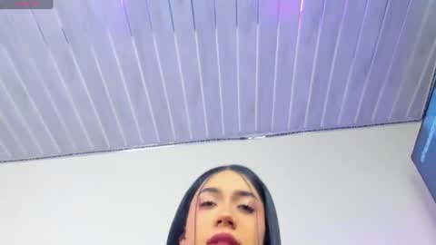 Snapshot of kristall_swan chatting on July 14, 7:08 pm Kristall online show from July 14, 7:08 pm