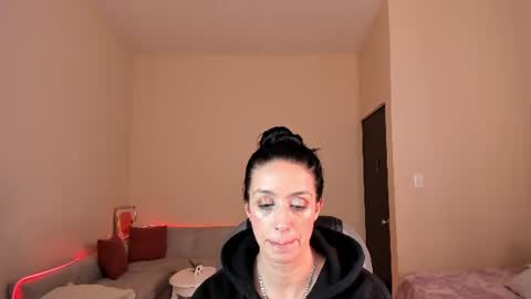 Sophia online show from June 24, 7:24 pm