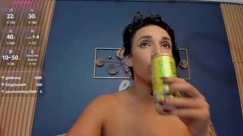 Snapshot of kristen_kassi chatting on February 28, 7:46 pm Kristen online show from February 28, 7:46 pm