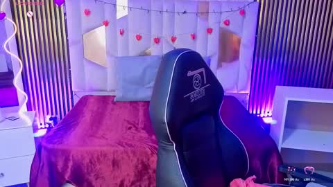 kristen_tay online show from February 28, 3:18 am