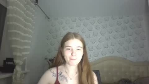 Snapshot of kristiancommes chatting on July 15, 8:58 pm Alisa online show from July 15, 8:58 pm