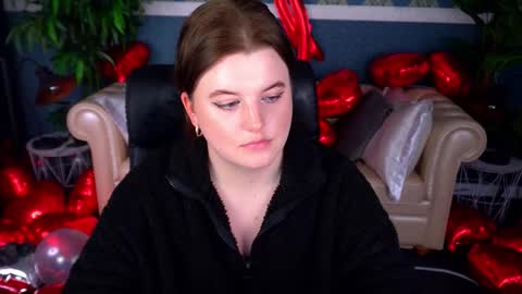 kristifoxy online show from February 12, 4:02 pm