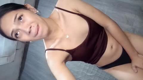 Snapshot of kristine_lux chatting on March 19, 5:06 pm kristine online show from March 19, 5:06 pm