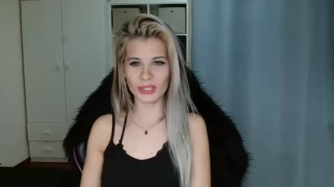 KristineAmore online show from February 17, 3:19 pm